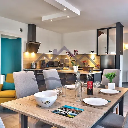 Localise - M33b - Kerbraz, Maison En Duplex Avec Jardin Clos Au - Tout A Pied, Plages, Port, Centre, Commerces, Marche - Wif Inclus - Linge De Lit Inclus *